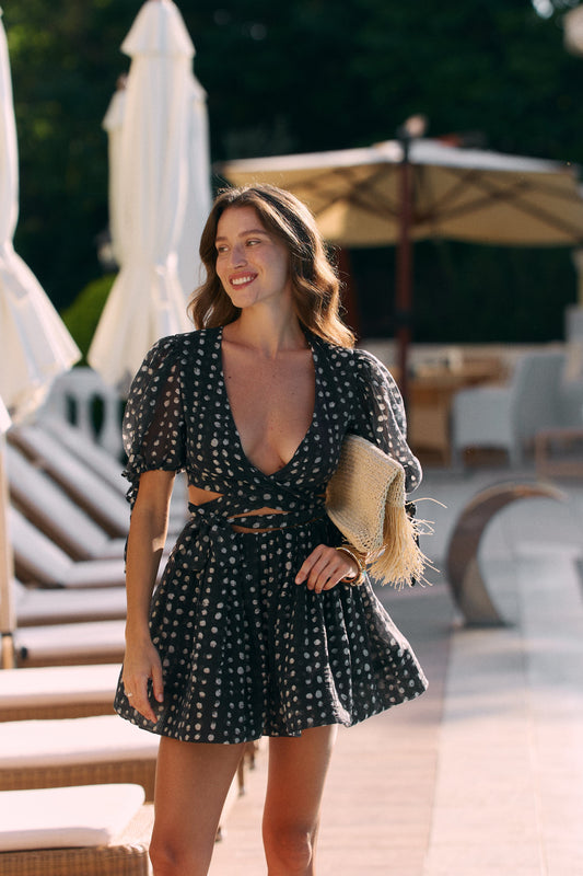 Suit (top + skirt) black