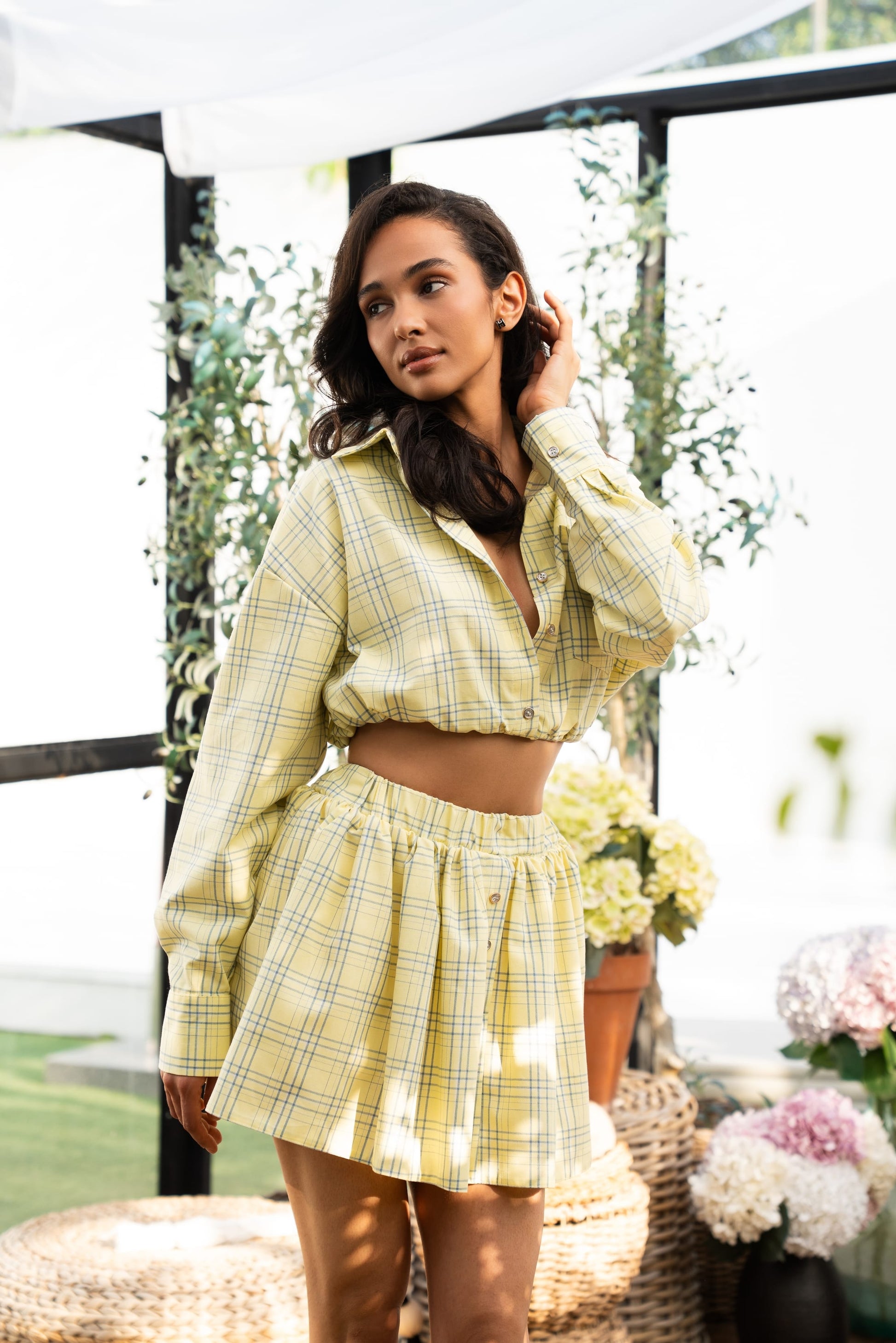 Outfit shirt + skirt-shorts yellow