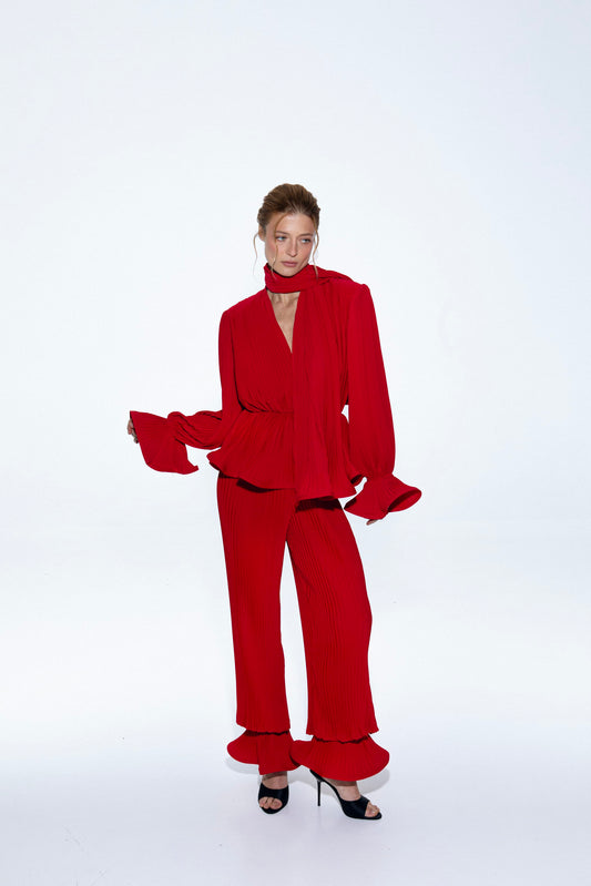 Pleated suit Red