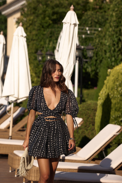 Suit (top + skirt) black